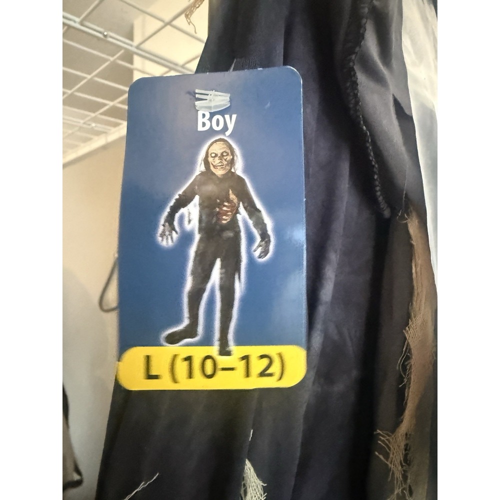 Rotting Zombie Costume Boys Large 10-12 Light Up Eyes Sound Halloween Xtreme